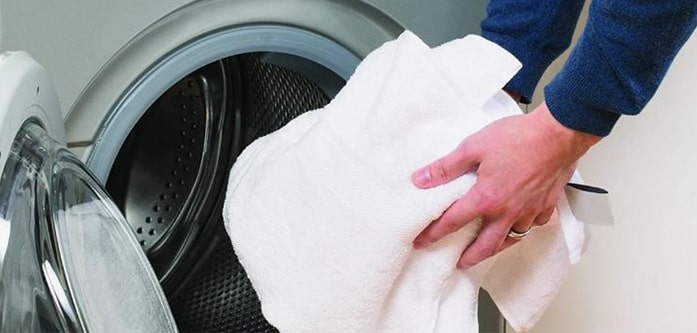 شستشوی حوله پالتویی با ماشین لباسشویی شستشوی حوله پالتویی با ماشین لباسشویی