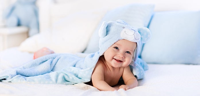 حوله نرم و لطیف تن نوزاد حوله نرم و لطیف تن نوزاد