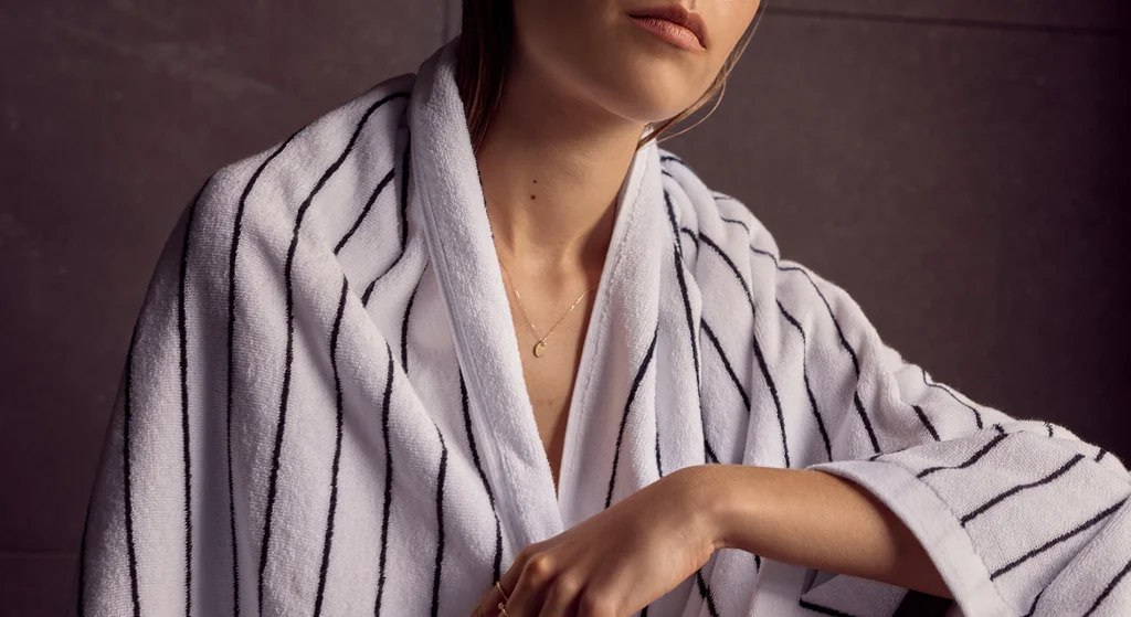 انتخاب رنگ حوله حمام